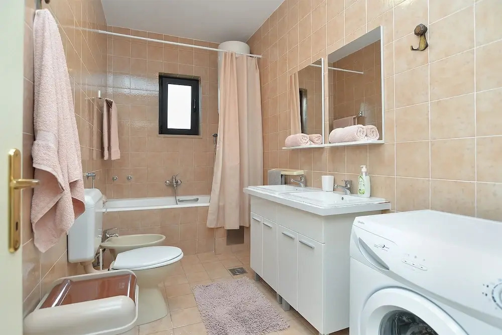 Apartments Valbandon 38
