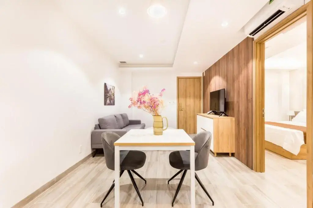 Saki Aparthotel