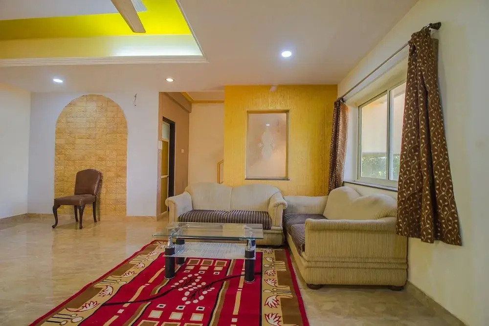 OYO 18655 Home Spacious 3BHK Villa Assagaon