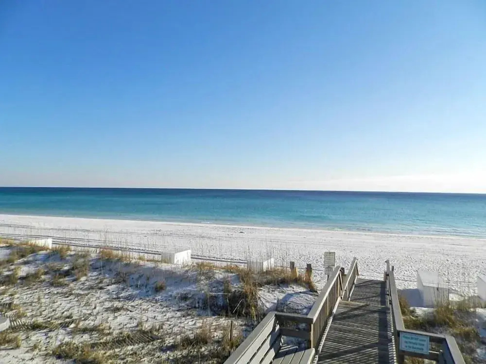 Emerald Port Of Call by Southern Vacation Rentals