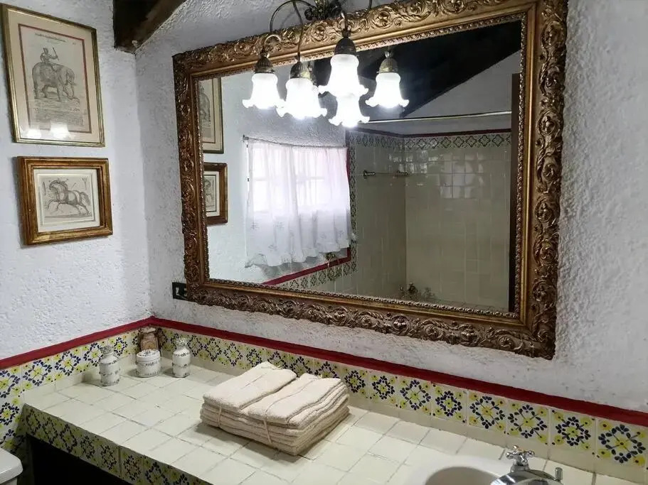 Casa Madrigal