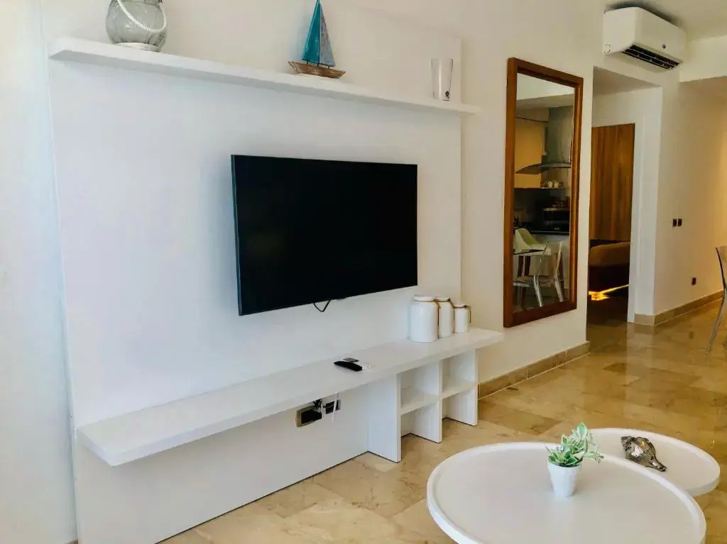 Free Golf Cart And Pool Front Condo at Cana Rock