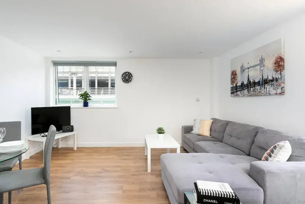 Skyvillion - Huge 4bed Apartment Wbalcony - Parking