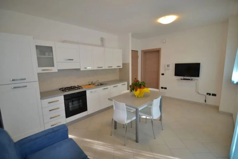 Modern Downtown Flat Near the Beach