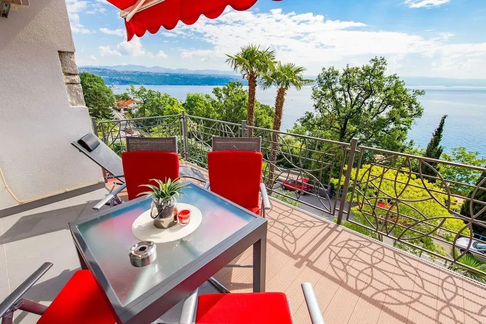 Villa Tomić Apartment Mia near the sea