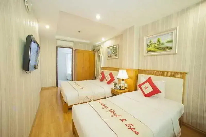 Silverland Sil Hotel