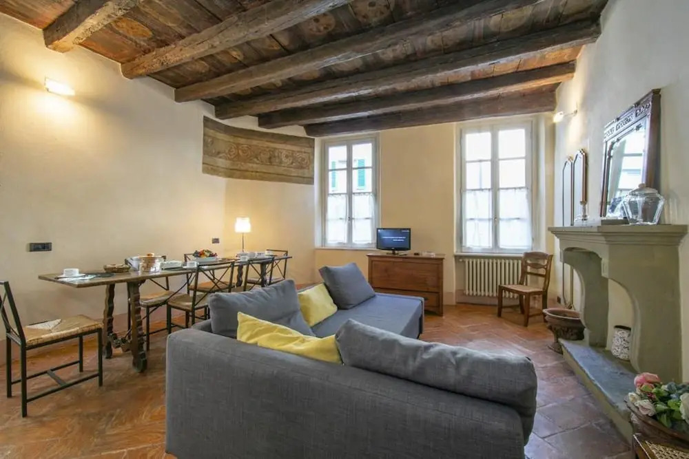 Antiche Mura by Rent All Como