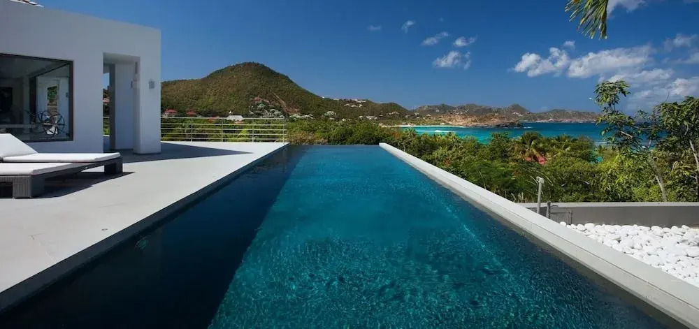 Villa Avenstar