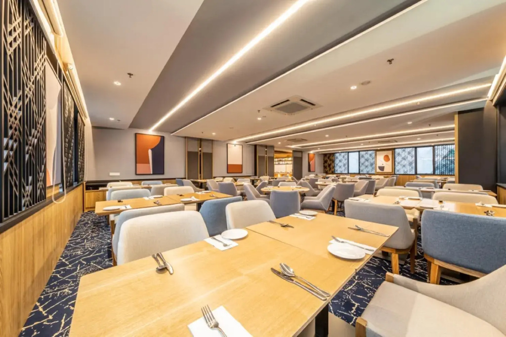 Fives Hotel Johor Bahru City Centre