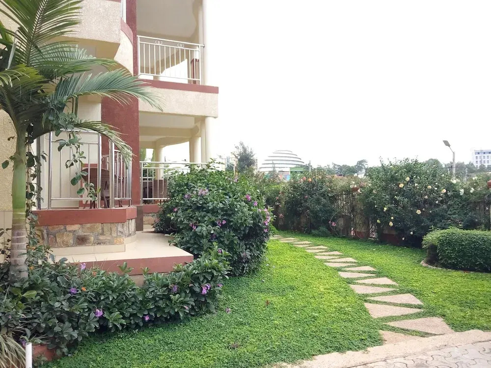 Rohi Apartments