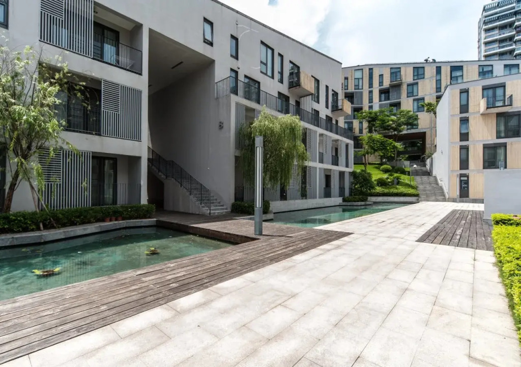 CM Serviced Apartment Shenzhen Hillside