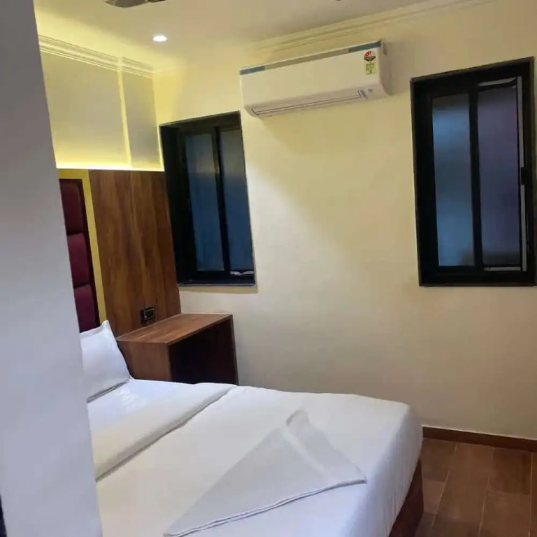 Hotel Sai Palace- Near Tata Memorial Hospital