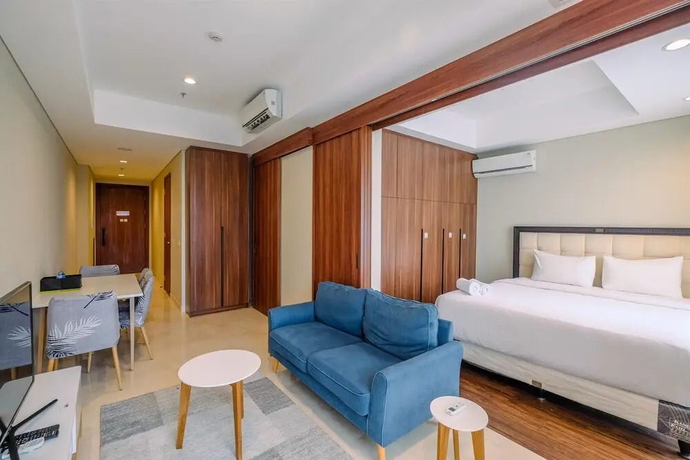 Comfy and Cozy Stay 1BR at Branz Simatupang Apartment