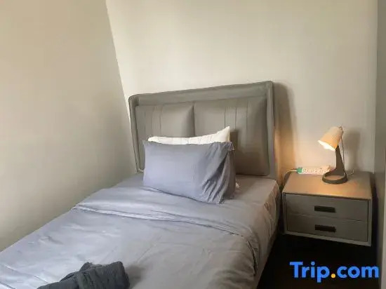 Harmonious Haven - R&F Warm Serviced Apartments in JB - Sea View (24-hr C.Service/ Near SG Customs)