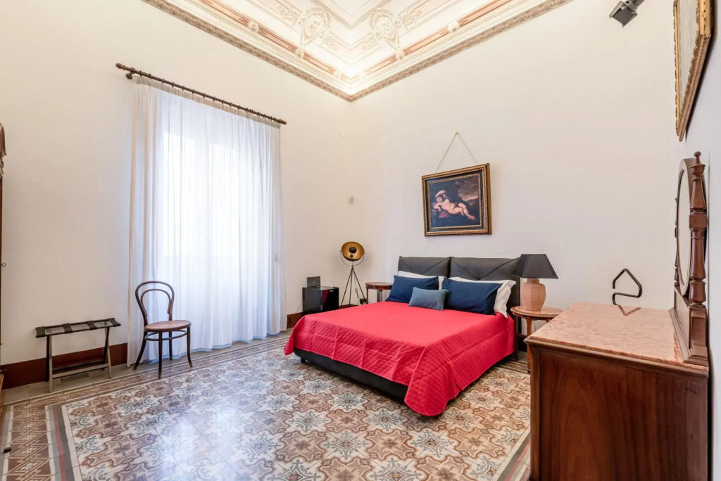 Lea's Art Apartment by Wonderful Italy