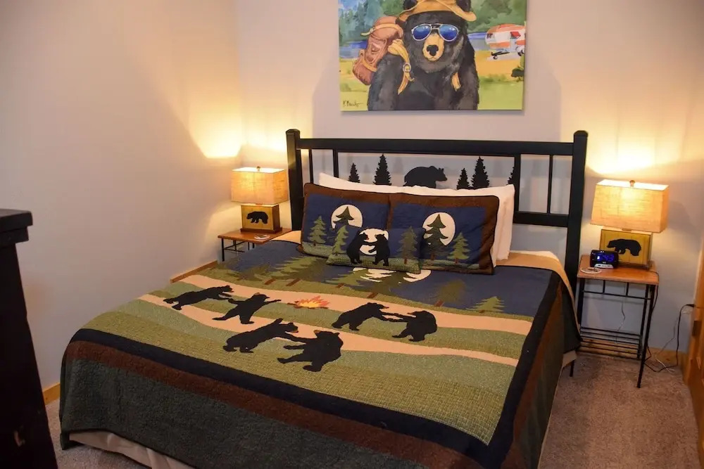 THE PINNACLE - 6 Br Cabin