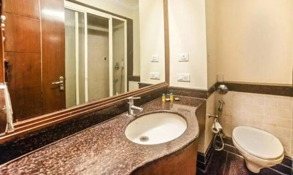 FabHotel BMK Grand