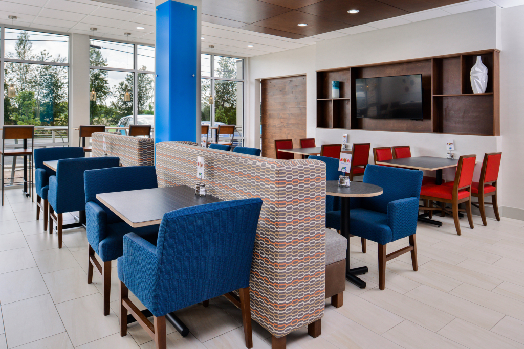 Holiday Inn Express & Suites - Siloam Springs by IHG