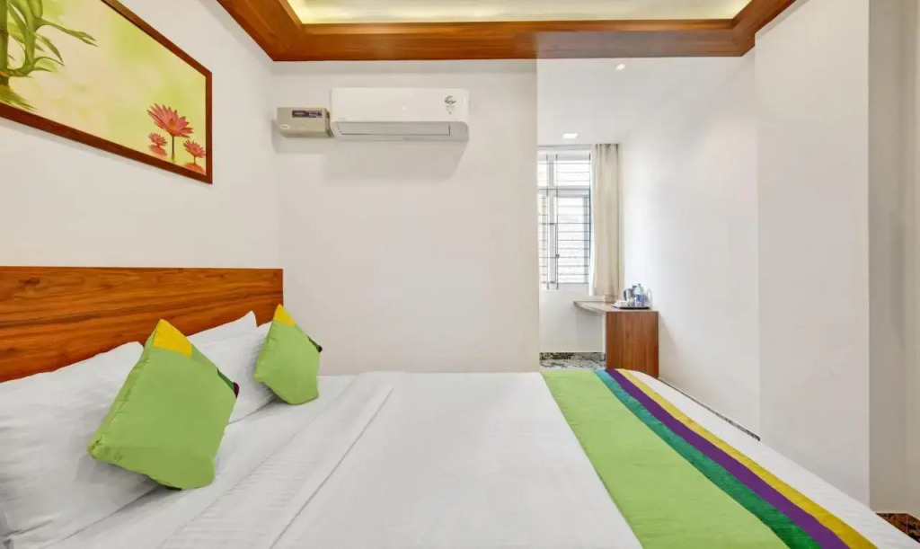 Itsy Hotels ShreyS Inn Mallandur Road