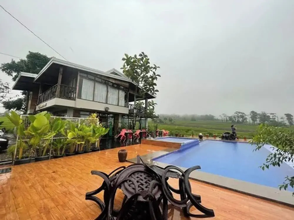 Kalaparan Farm House by Hiverooms