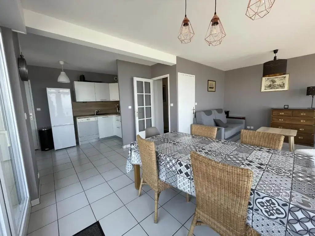 Appartement Granville, 2 pièces, 2 personnes - FR-1-361-327