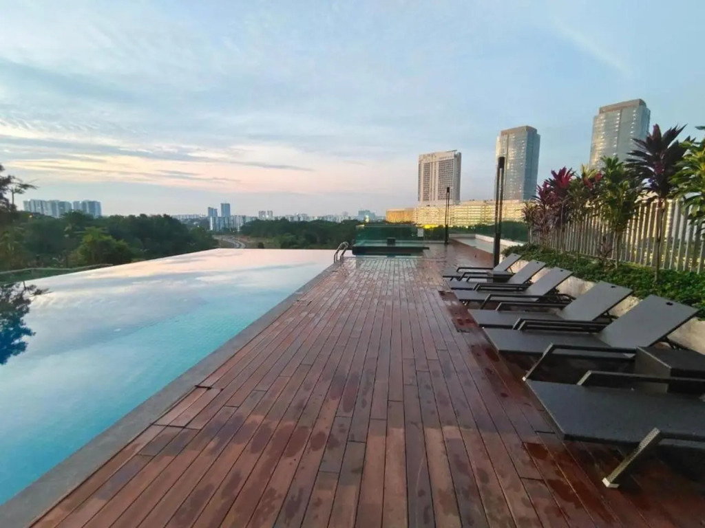 The Seasons*2BR WIFI, near KSL, Mid Valley, CIQ