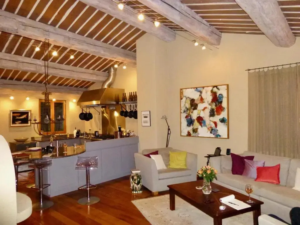 5 Star Rated Exclusive House in Valbonne Village