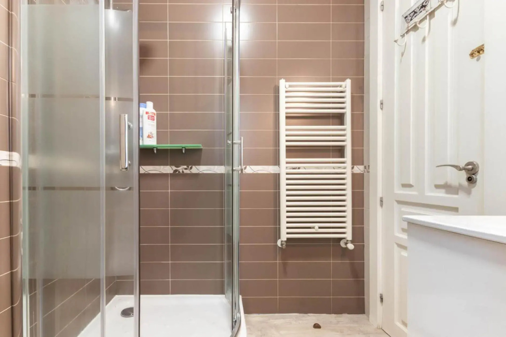 Apartment between Old Town & Guggenheim!! With Parking!!