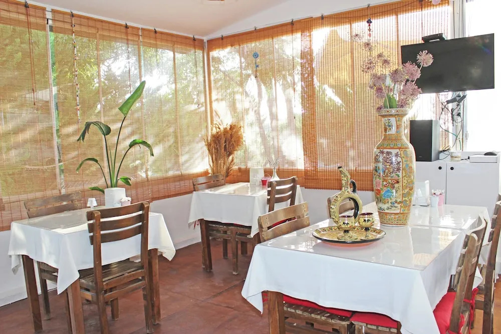 Karina Vineyard House
