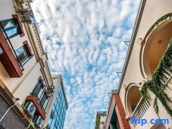 Yuehu View Smart Homestay (Jianshui Ancient City Branch)