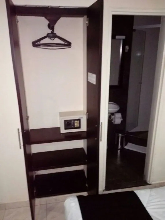 Hotel Sweet Home