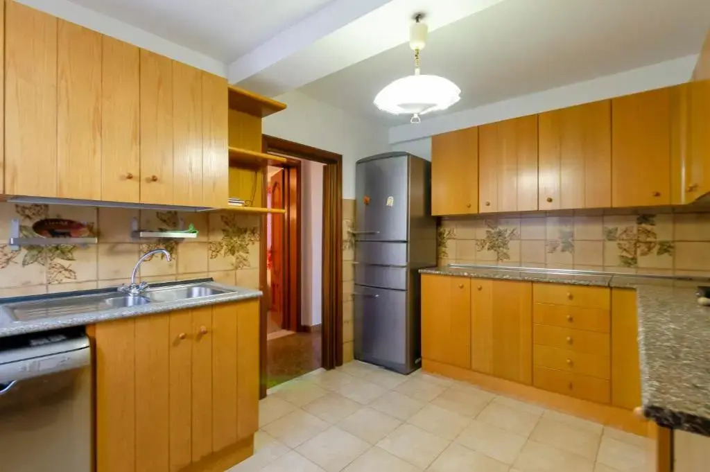 JOIVY Sunny 2-Bed Flat Near Aquarium