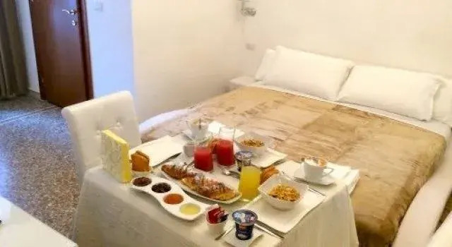 Sopi Vatican Suite Apartment