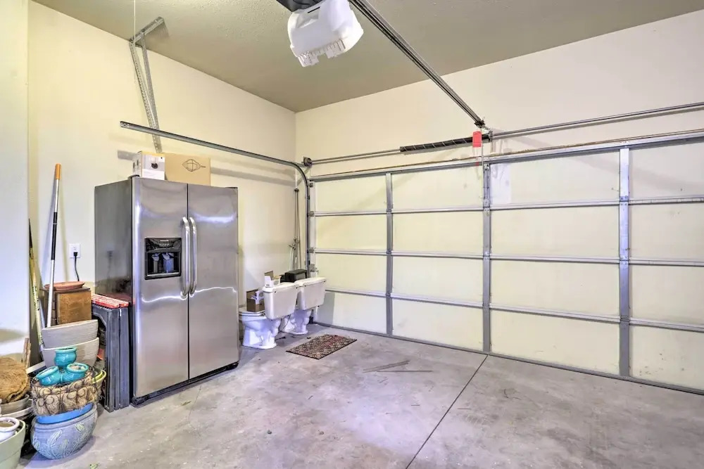 Pet-friendly Grand Junction Townhome w/ Yard!