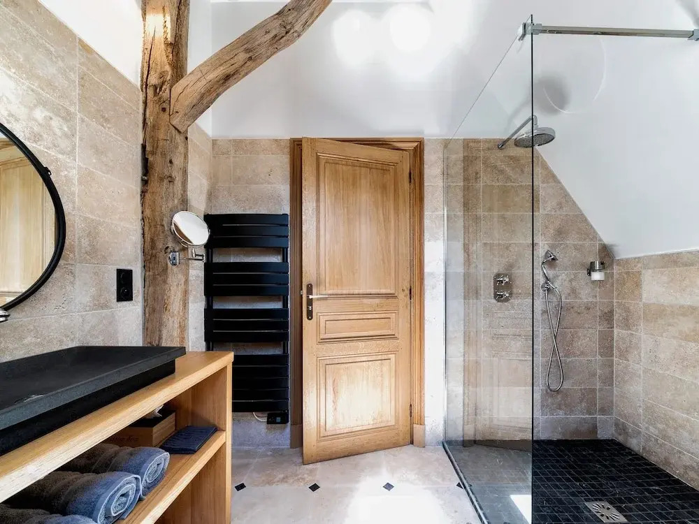 La Grange de Léonie Chambres dhôtes Piscine et Spa Calme et à 5min A71 A20 A85