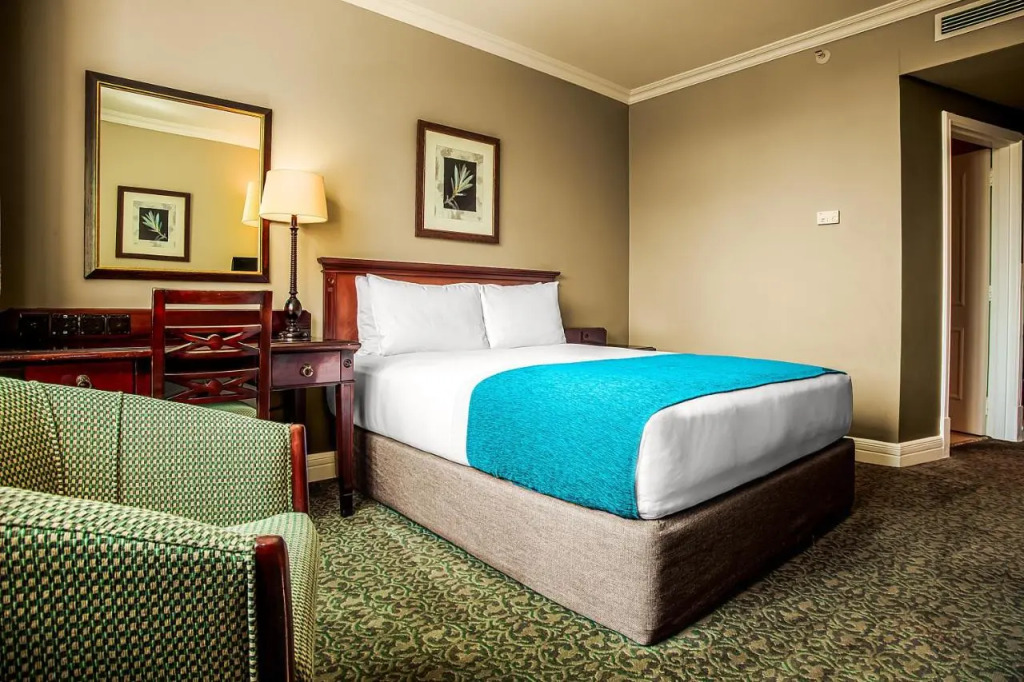 The Ridge Hotel