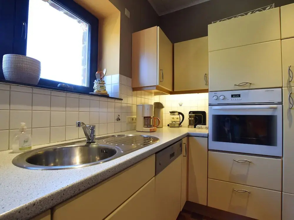 Comfortable Cottage in the Heart of a Beautiful Natural Area with Private Ponds