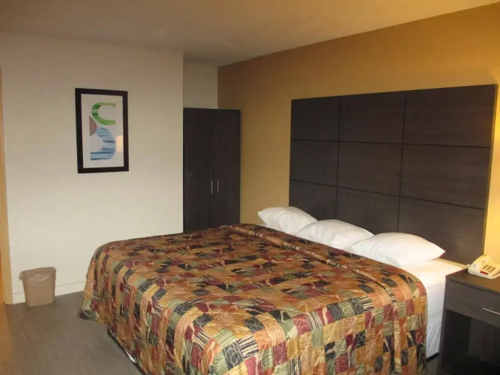 Motel 6 Charlotte, NC Northlake