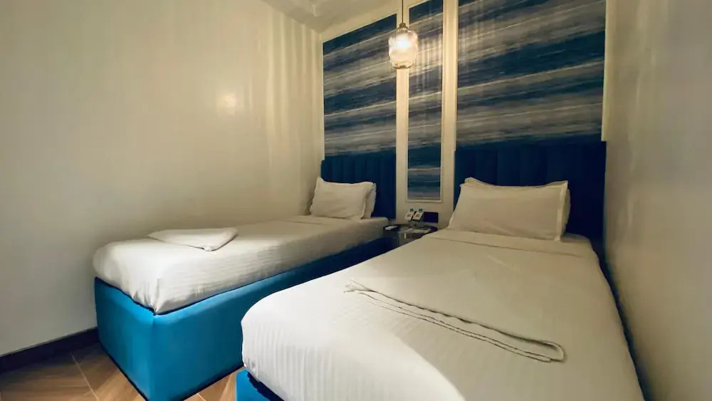 Palm Breeze Hotel - Colaba