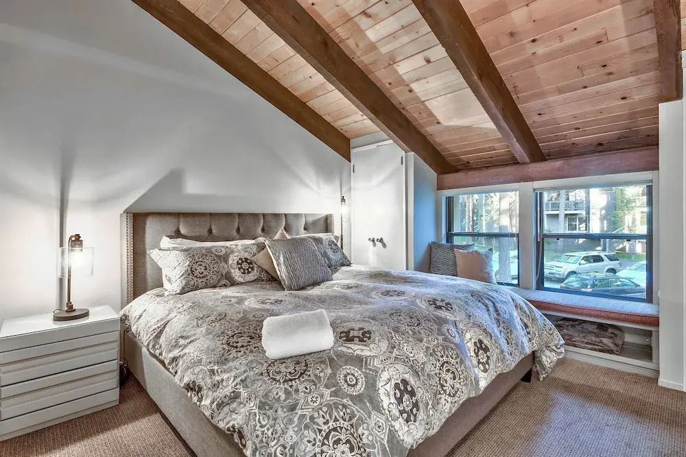 Instagrammable Townhome Steps From Lake Tahoe â€“ Sleeps 10! 4 Bedroom Townhouse by RedAwning