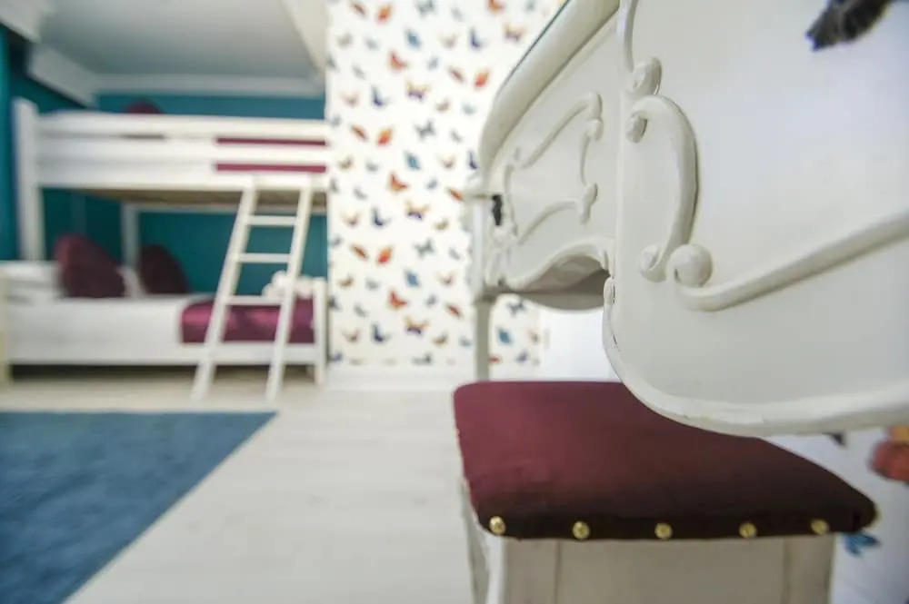 Little Paris - Parking - by Brighton Holiday Lets