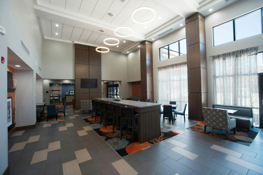 Hampton Inn & Suites Stillwater West