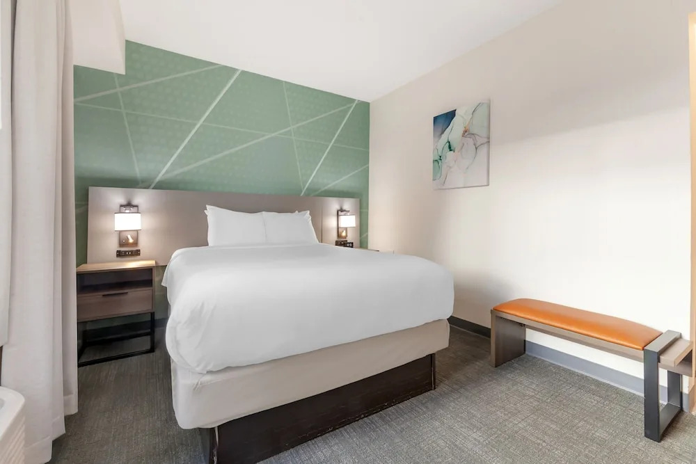 Best Western-Campus Inn