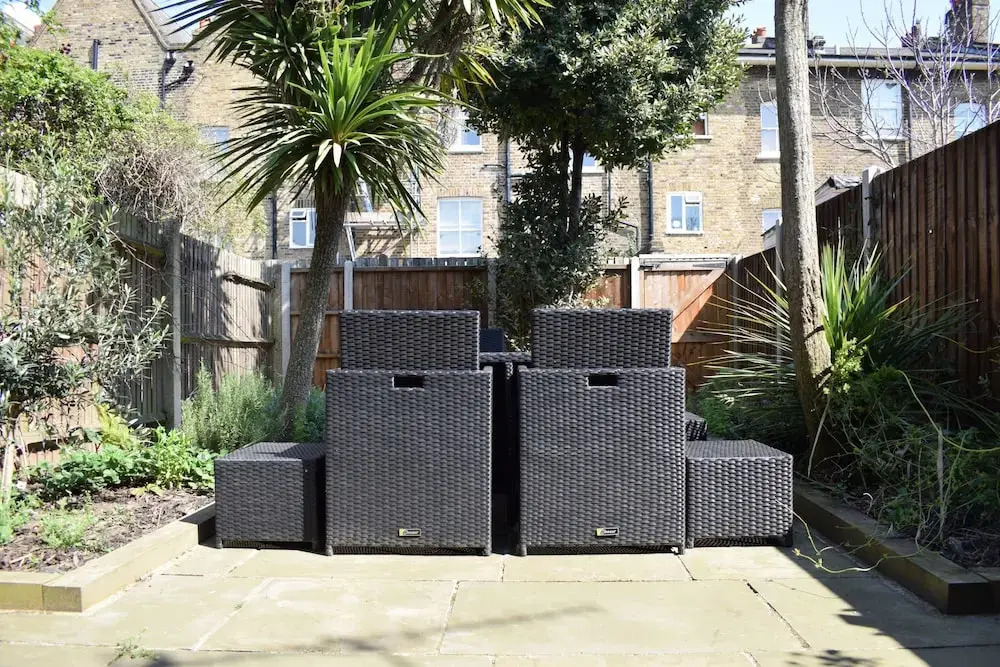 2 Bedroom House In Clapham