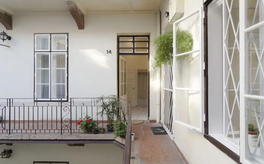 Caldo Apartments