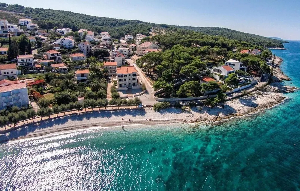 Beautiful Apartment in Sutivan With Wifi and 1 Bedrooms