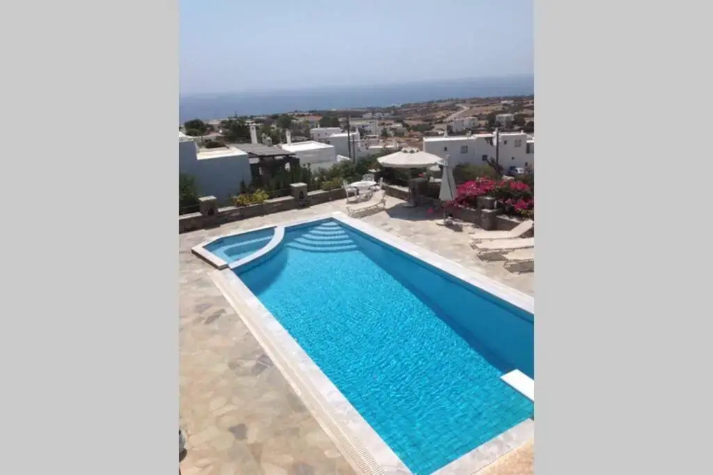 White Villas Paros