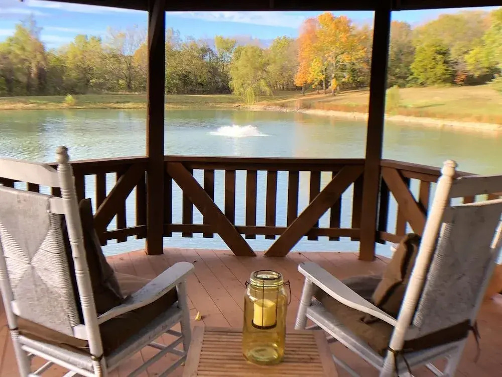 Walnut Waters Bed & Breakfast