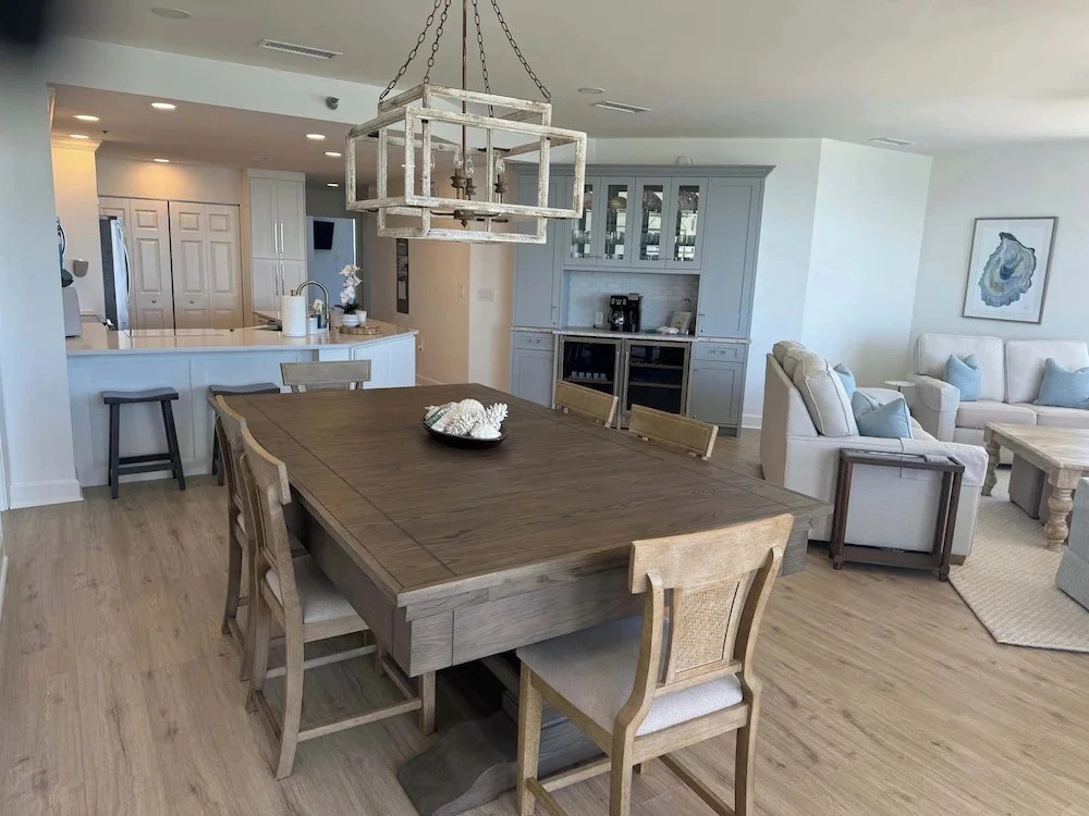Beachfront Penthouse With Gulf Views