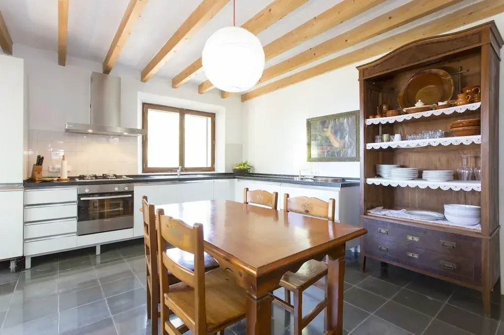 Es Coco Mountain Cottage in Sóller by PriorityVillas